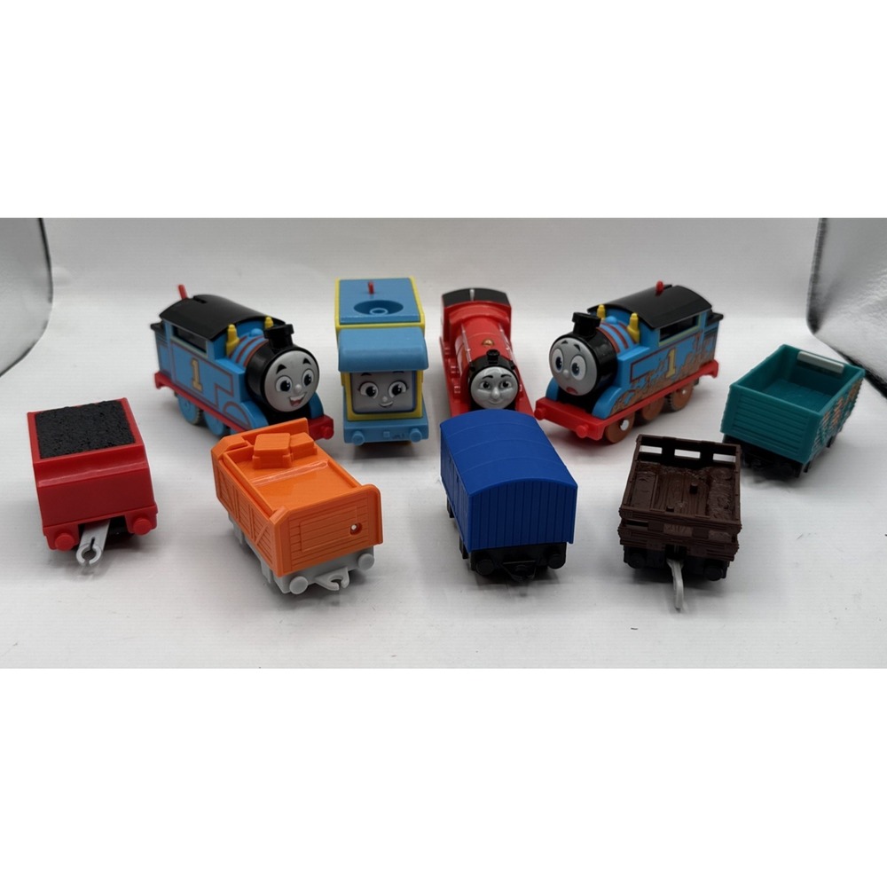 Thomas the Train Trackmaster Lot Of 9 Trains and Cars One Working